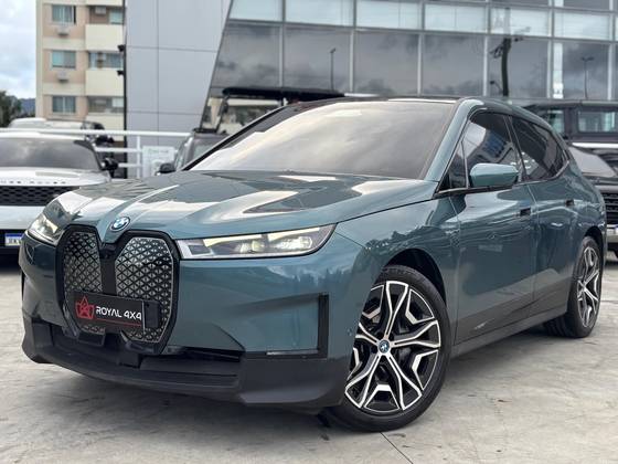 BMW iX ELÉTRICO XDRIVE40
